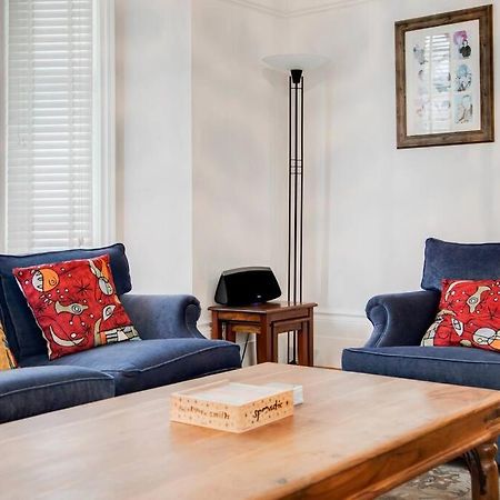 Princes Villa - Large Fully Self Contained Flat, 5 Minutes From The Sea Гастингс Экстерьер фото