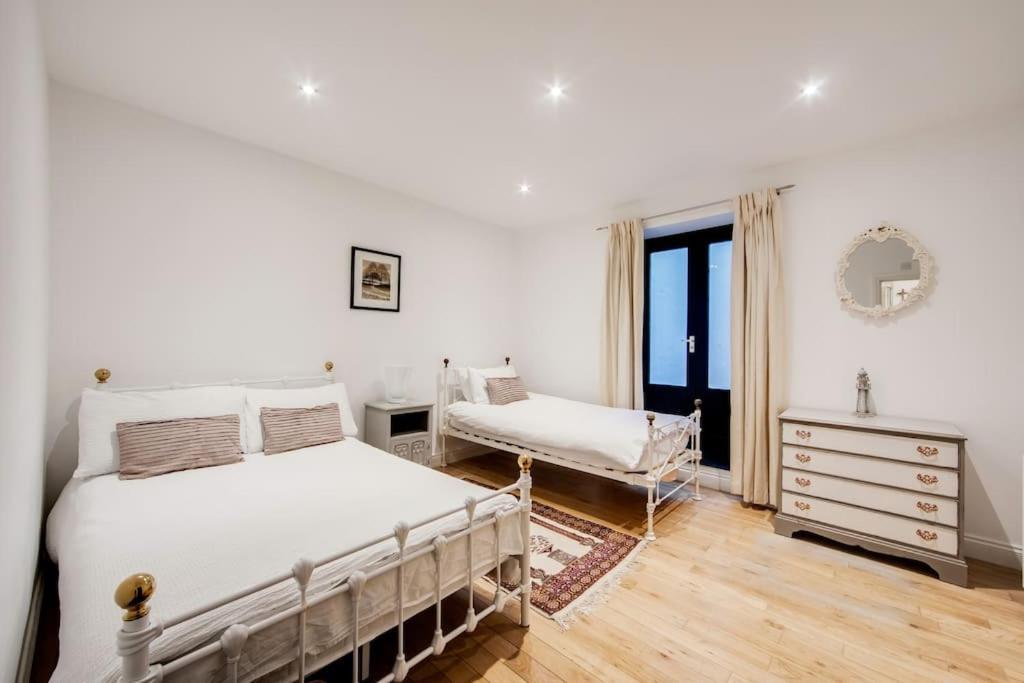 Princes Villa - Large Fully Self Contained Flat, 5 Minutes From The Sea Гастингс Экстерьер фото