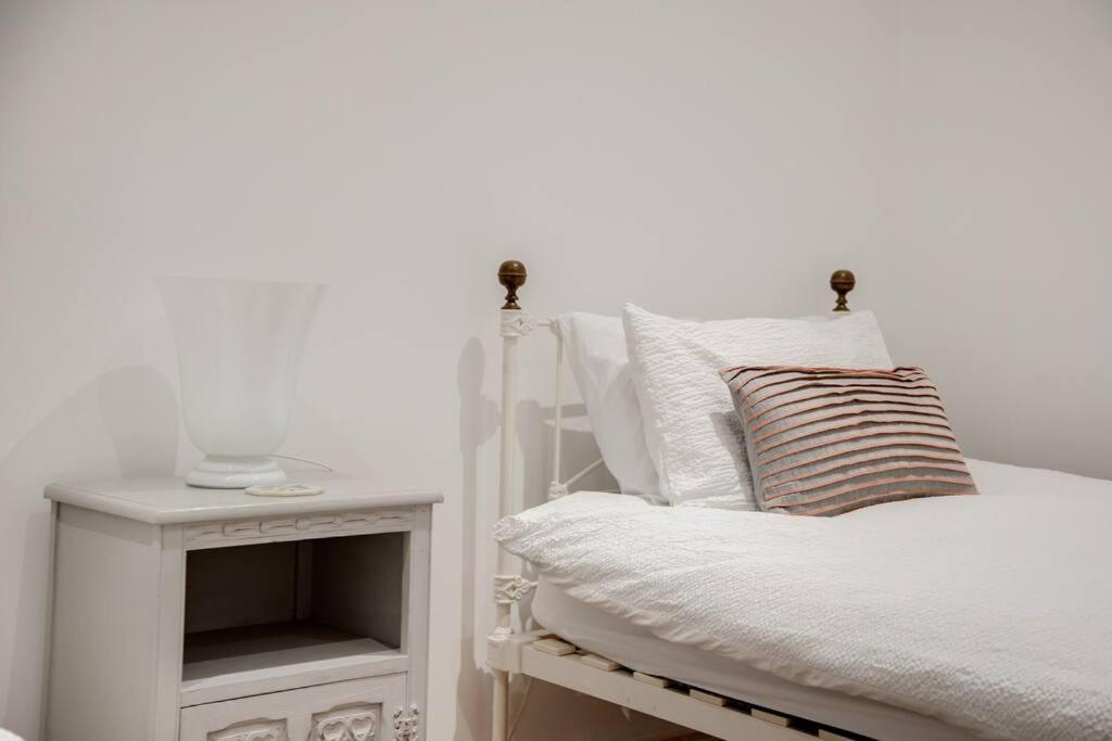 Princes Villa - Large Fully Self Contained Flat, 5 Minutes From The Sea Гастингс Экстерьер фото