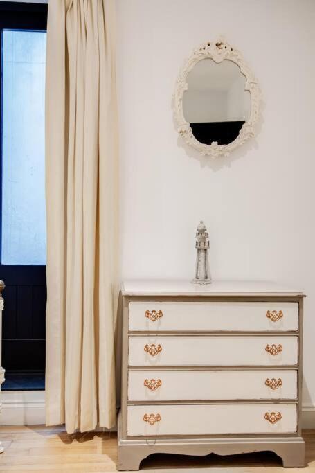 Princes Villa - Large Fully Self Contained Flat, 5 Minutes From The Sea Гастингс Экстерьер фото