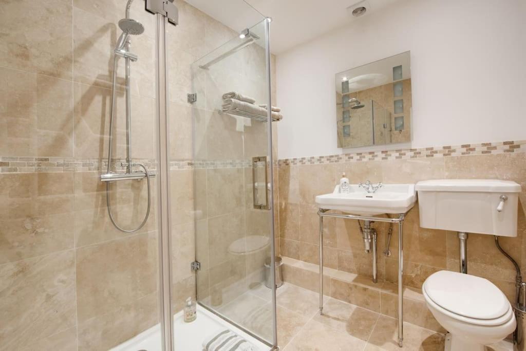 Princes Villa - Large Fully Self Contained Flat, 5 Minutes From The Sea Гастингс Экстерьер фото