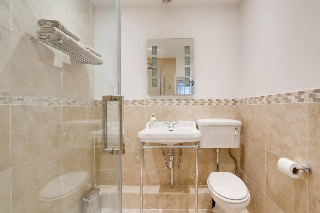 Princes Villa - Large Fully Self Contained Flat, 5 Minutes From The Sea Гастингс Экстерьер фото