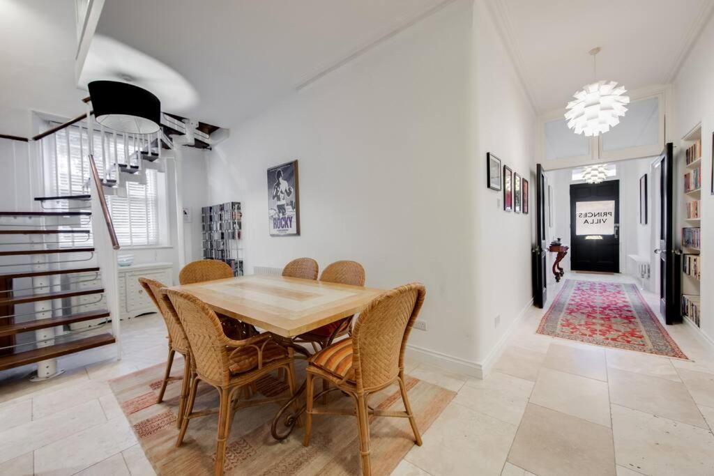 Princes Villa - Large Fully Self Contained Flat, 5 Minutes From The Sea Гастингс Экстерьер фото